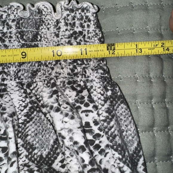 T.La Anthropologie Jia Smocked Tube Top. Size XS EUC - Picture 3 of 8